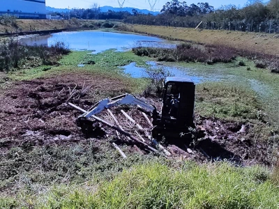 Limpeza e Renovação de Lagoa